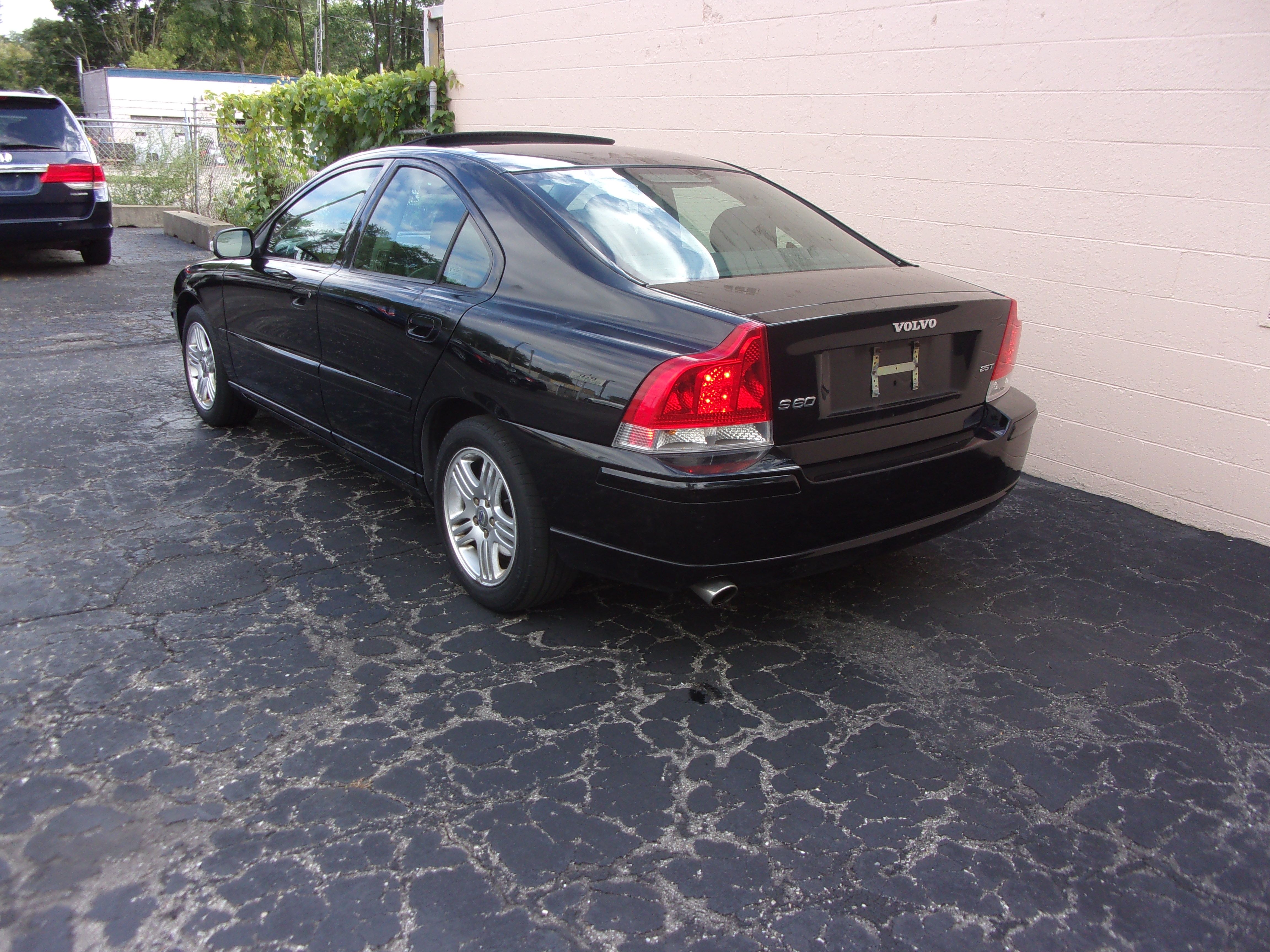 Used 2008 Volvo S60 2.5T Sedan 4D FWD image 6