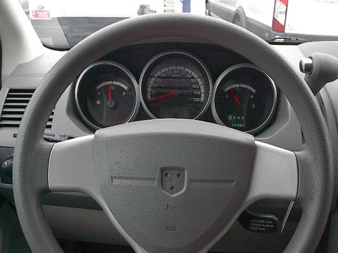 Used 2010 Dodge Grand Caravan SE image 14