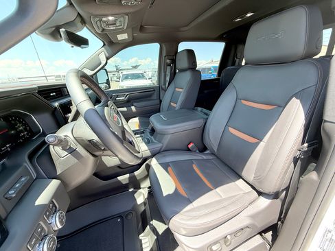 Used 2026 GMC Sierra 3500 4x4 Crew Cab AT4 image 13