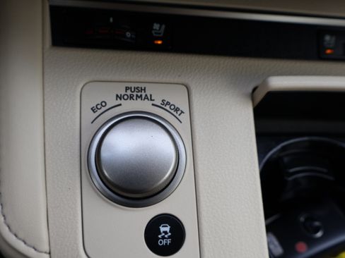 Used 2016 Lexus ES 350 Premium image 30