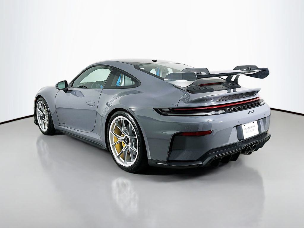 New 2026 Porsche 911 GT3 RWD image 3