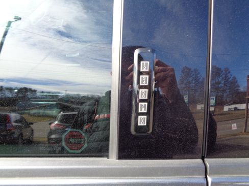 Used 2015 Ford F150 Sport image 30