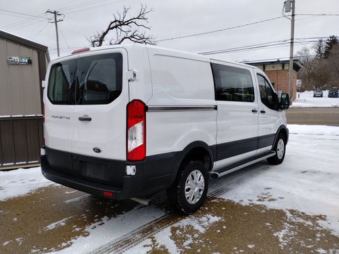 Used 2024 Ford Transit 250 image 4