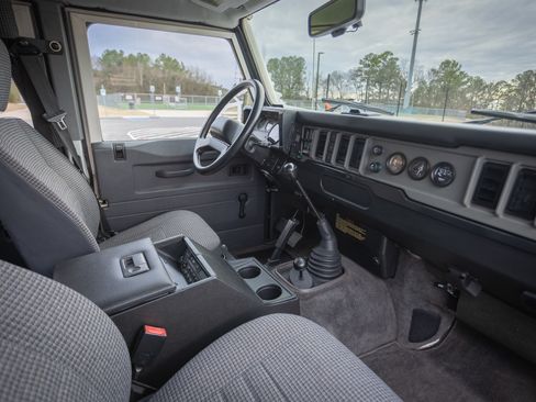 Used 1993 Land Rover Defender 110 AWD/4WD image 12