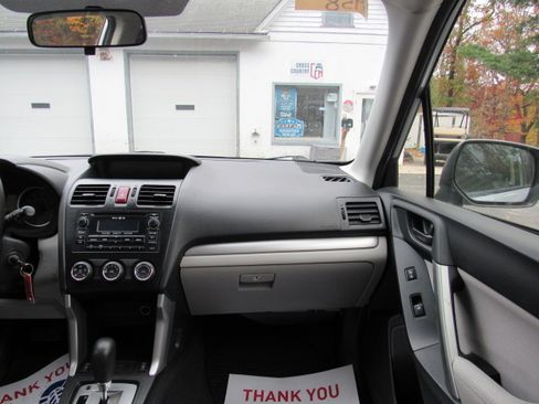 Used 2014 Subaru Forester 2.5i Premium image 23