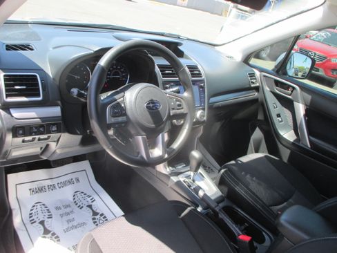Used 2018 Subaru Forester 2.5i Premium AWD/4WD image 7