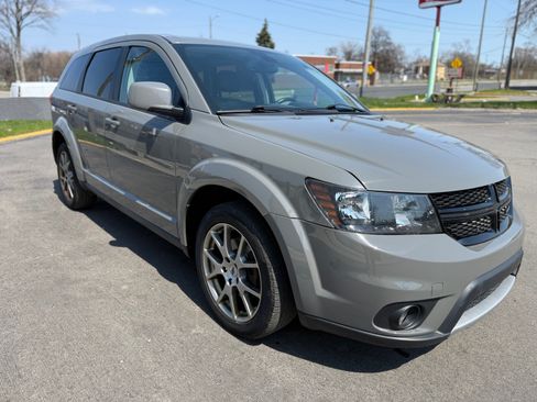 Used 2019 Dodge Journey GT image 1