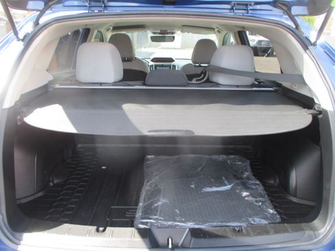 Used 2019 Subaru Crosstrek 2.0i Premium AWD/4WD image 7