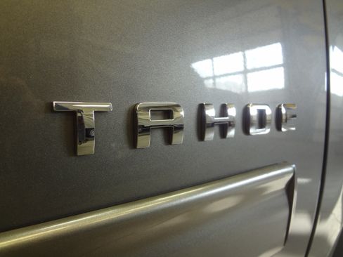 Used 2012 Chevrolet Tahoe LS image 12