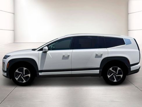 New 2026 Hyundai Ioniq 9 S image 3