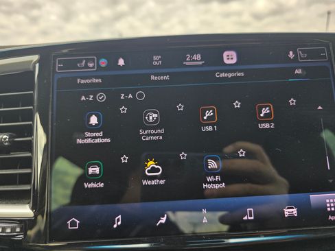 Used 2021 Chrysler Pacifica Touring-L image 32