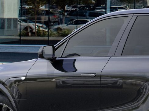 New 2026 Cadillac Lyriq V image 12