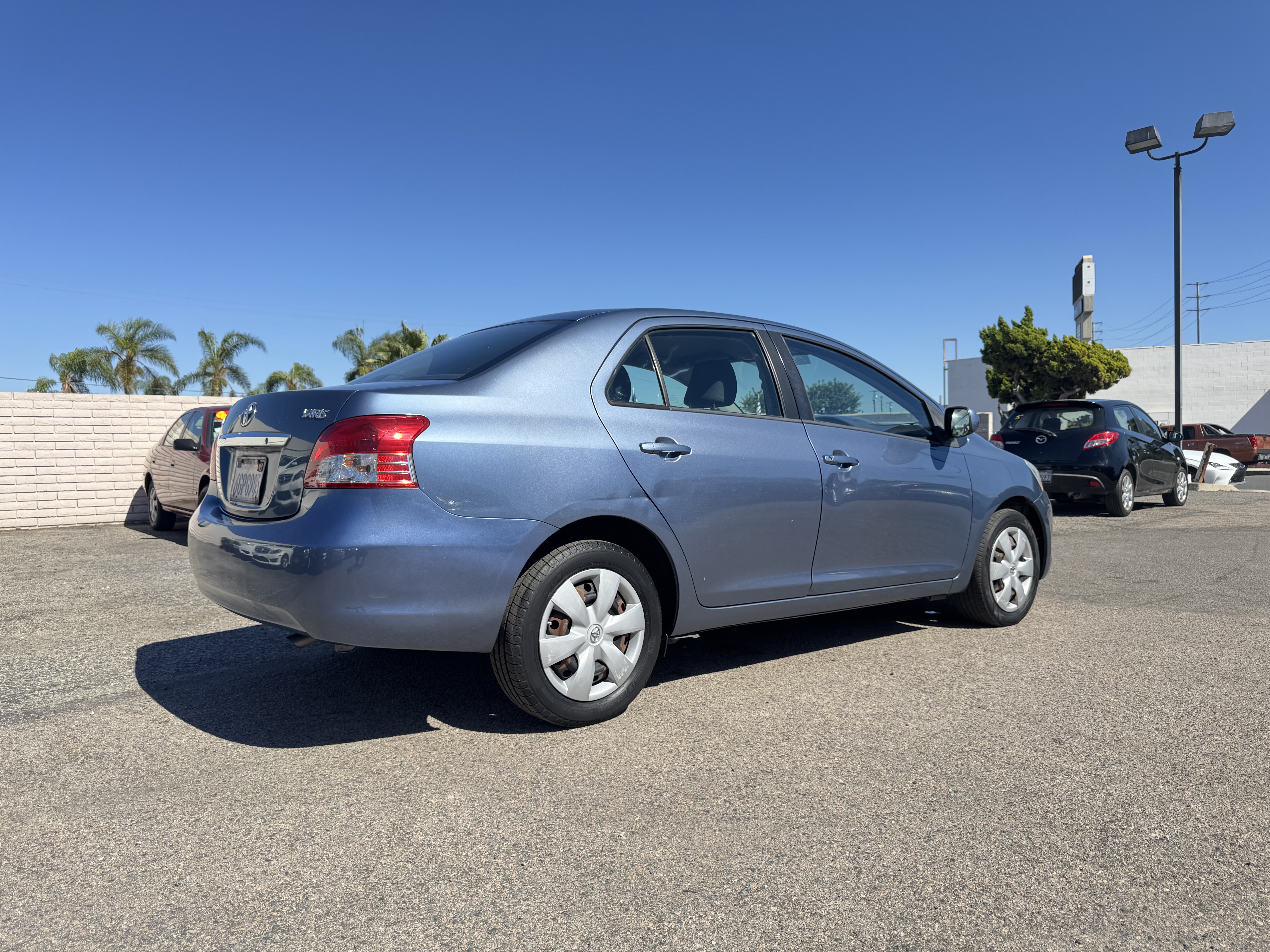 Used 2009 Toyota Yaris Sedan FWD image 9