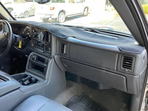 Used 2003 Chevrolet Silverado 1500 LT image 13