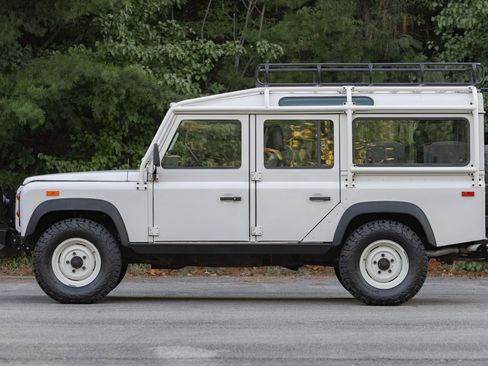 Used 1993 Land Rover Defender 110 image 7