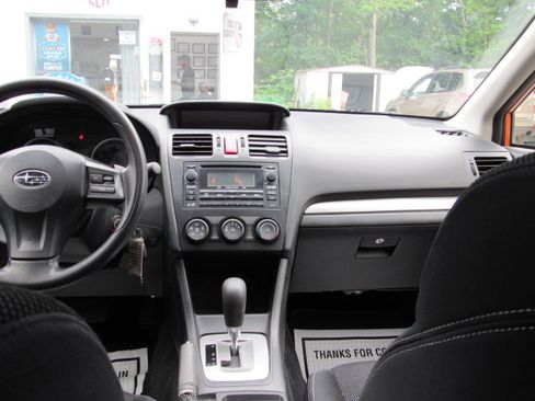 Used 2013 Subaru XV Crosstrek 2.0i Premium AWD/4WD image 14