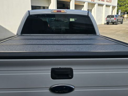 Used 2010 Ford F150 XLT image 27