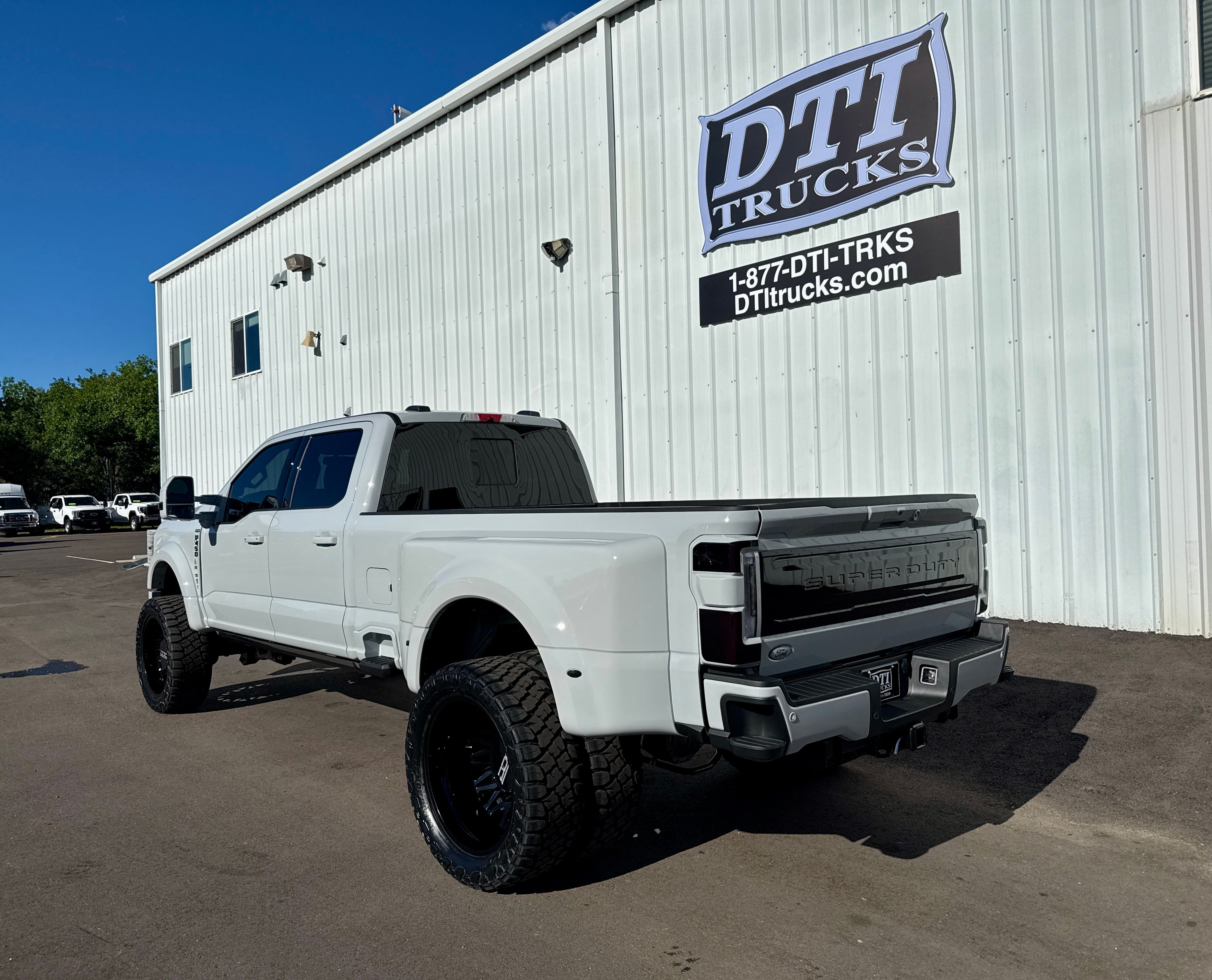 Used 2026 Ford F450 4x4 Crew Cab Super Duty image 13