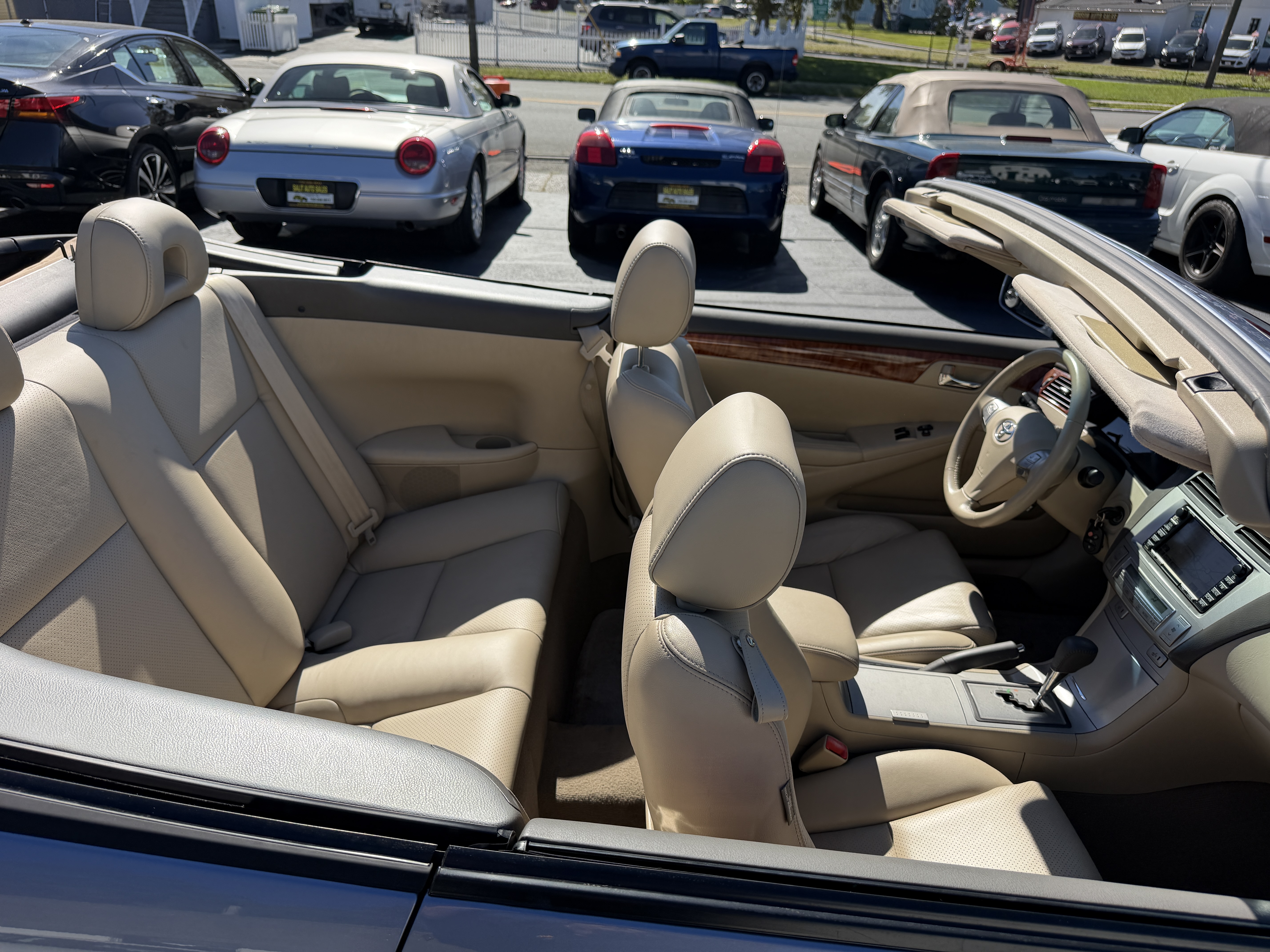Used 2008 Toyota Solara SLE Convertible FWD image 24