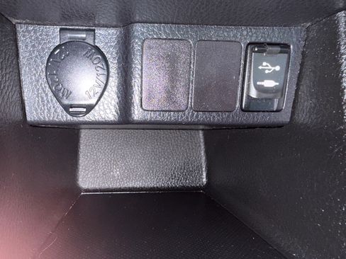 Used 2015 Toyota Corolla S Plus Sedan 4D FWD image 17