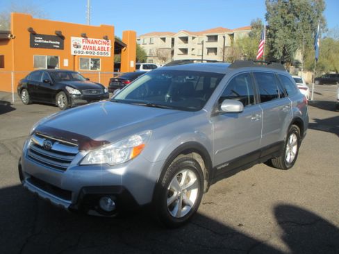 Used 2014 Subaru Outback 2.5i Limited image 17