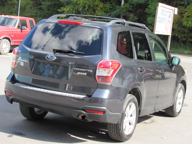 Used 2014 Subaru Forester 2.5i Premium AWD/4WD image 8