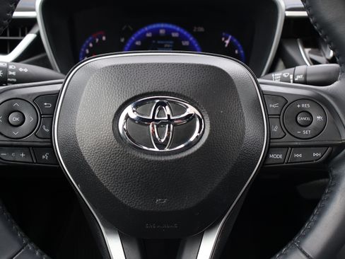 Used 2020 Toyota Corolla XSE image 22