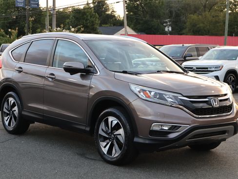 Used 2016 Honda CR-V Touring image 10