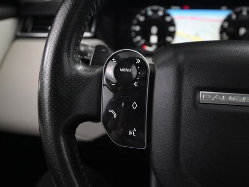 Used 2019 Land Rover Range Rover Velar S image 38