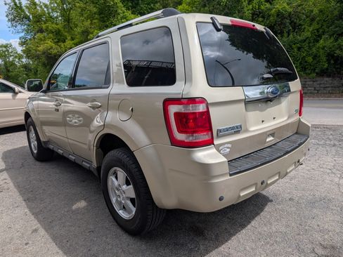 Used 2012 Ford Escape 4WD Limited image 2