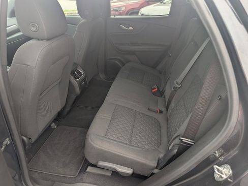 Used 2022 Chevrolet Blazer LT FWD image 8