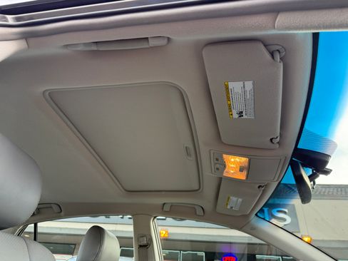 Used 2007 Toyota Avalon Limited image 14