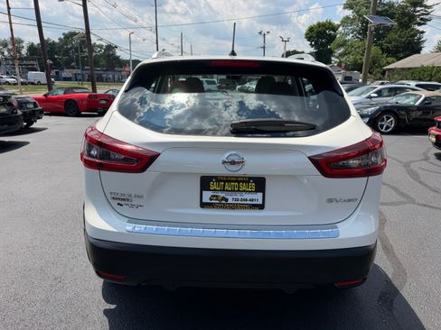 Used 2022 Nissan Rogue Sport AWD SV image 26