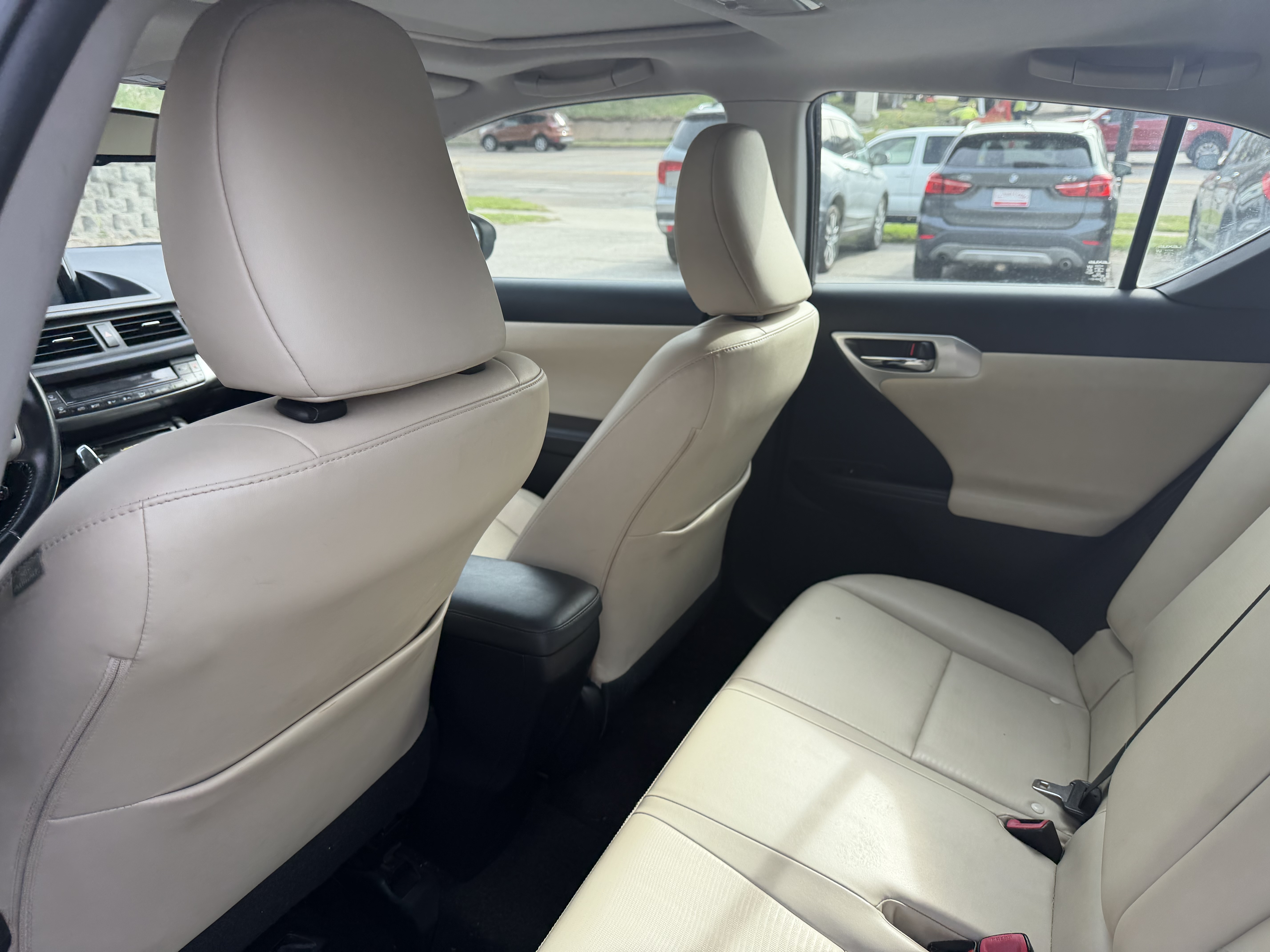Used 2012 Lexus CT 200h FWD image 14