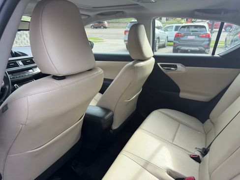 Used 2012 Lexus CT 200h FWD image 14