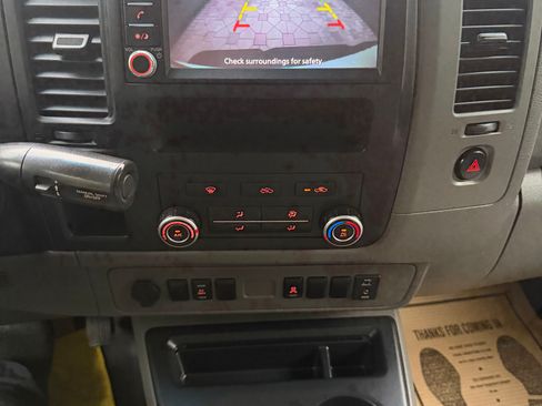 Used 2020 Nissan NV 2500 SV image 12