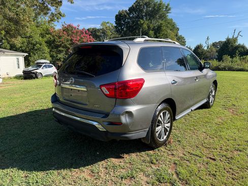 Used 2017 Nissan Pathfinder 4WD image 21