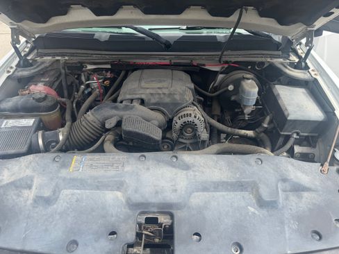 Used 2008 Chevrolet Silverado 1500 2WD Regular Cab image 12