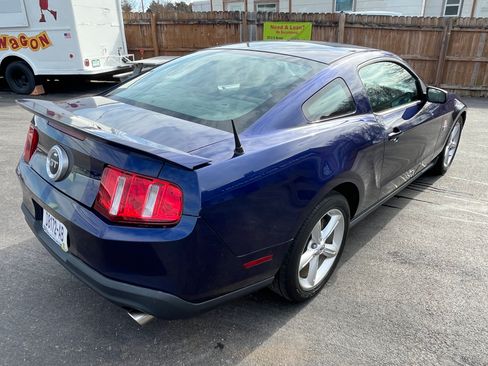 Used 2010 Ford Mustang GT image 13