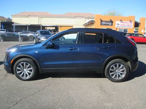 Used 2019 Cadillac XT4 Sport image 3