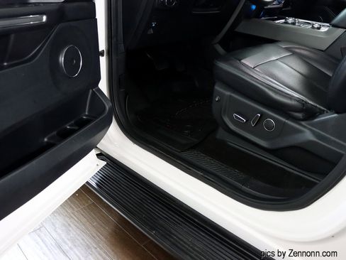 Used 2019 Ford Expedition Max XLT w/ Equipment Group 201A image 26