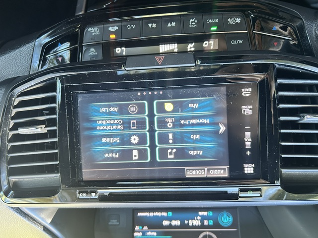 Used 2017 Honda Accord EX-L Coupe image 15
