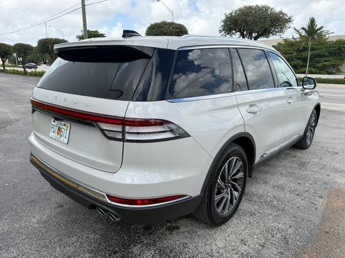 Used 2025 Lincoln Aviator 2WD Reserve image 8