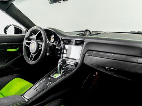 Used 2019 Porsche 911 GT3 RS image 9