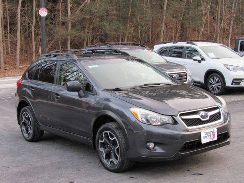 Used 2013 Subaru XV Crosstrek 2.0i Premium image 16