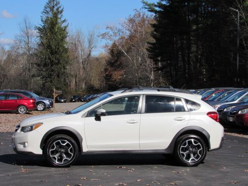 Used 2015 Subaru XV Crosstrek 2.0i Limited image 4