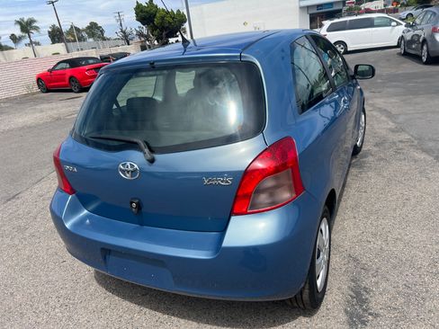 Used 2007 Toyota Yaris 2-Door Hatchback FWD image 4