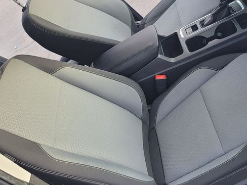 Used 2018 Ford Escape SE image 15