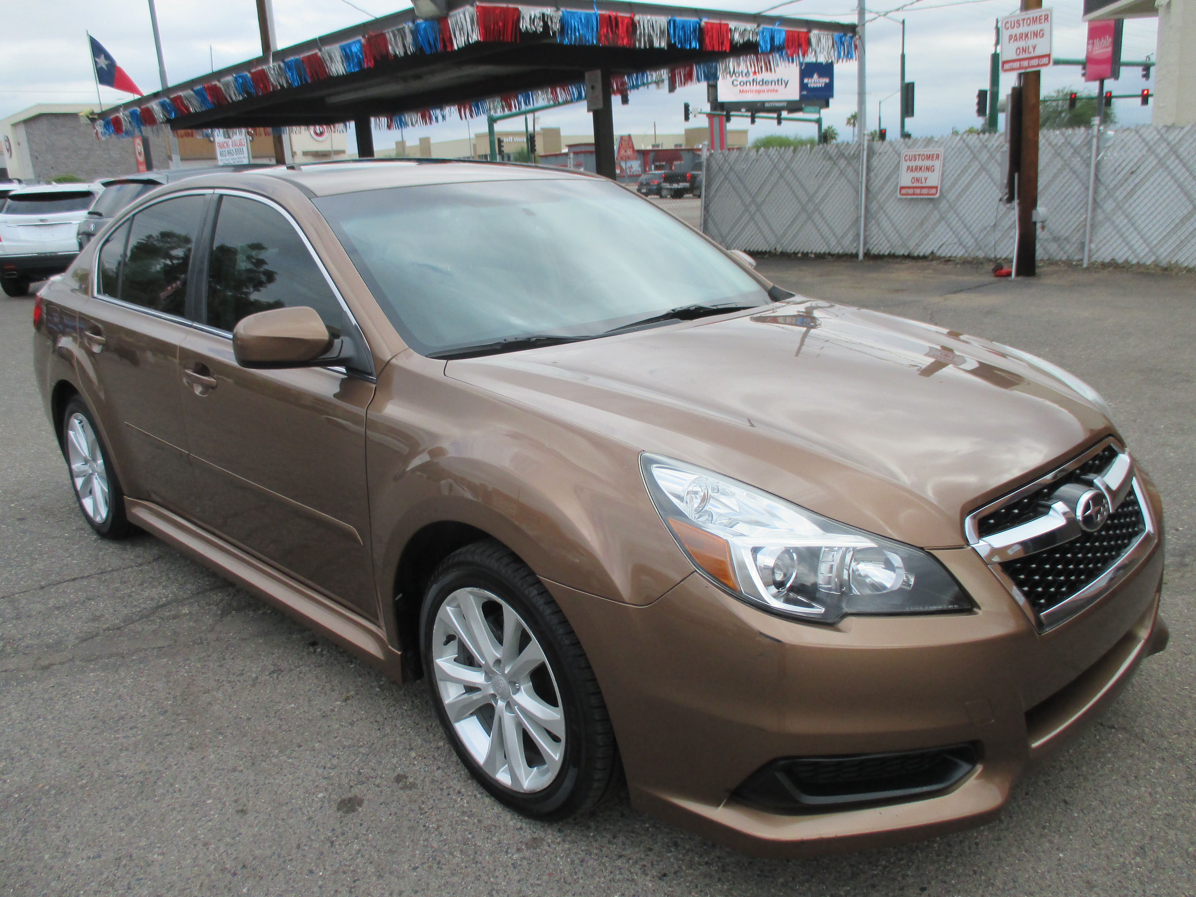 Used 2013 Subaru Legacy 2.5i Premium Sedan 4D AWD/4WD image 13