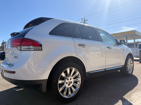Used 2013 Lincoln MKX image 6